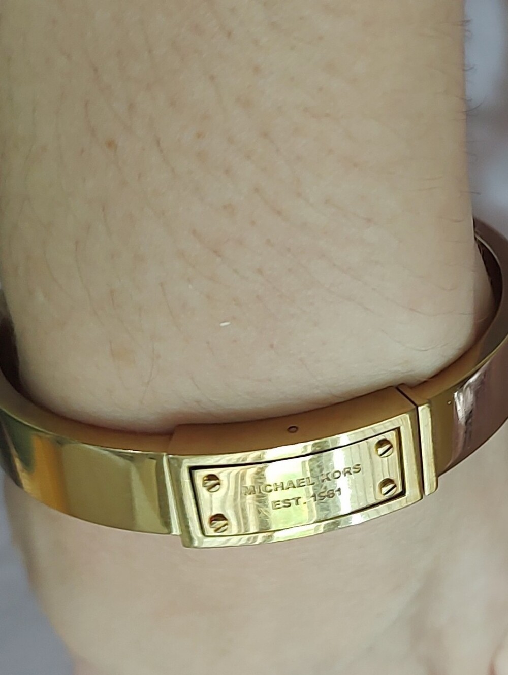 Michael Kors Hinge Bracelet